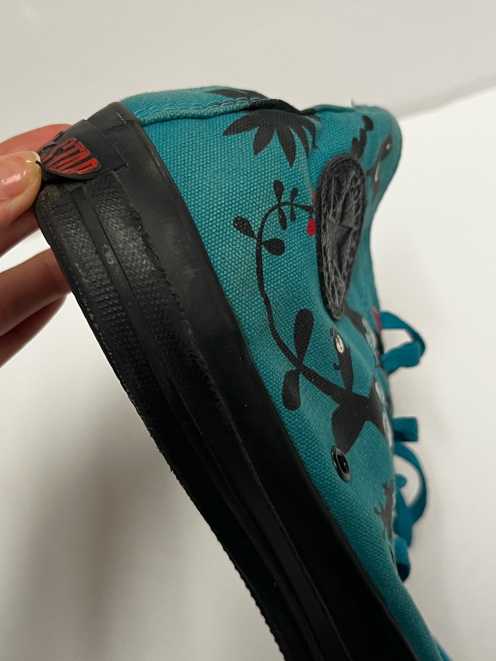Converse Chuck Taylor All Star High Top Sneakers ft Artist Ana Ventura Size: 8.5 - Picture 6 of 12